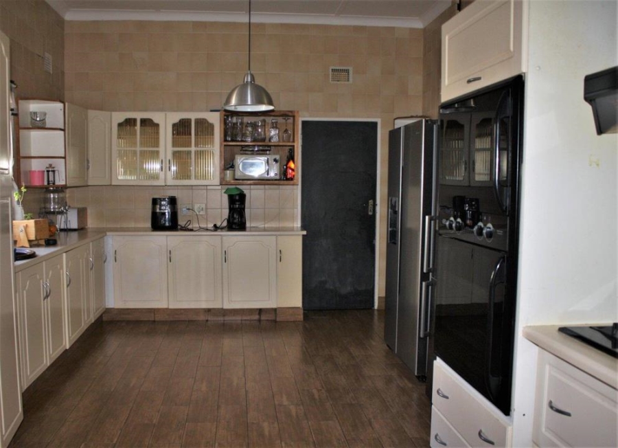 4 Bedroom Property for Sale in Herlear Northern Cape